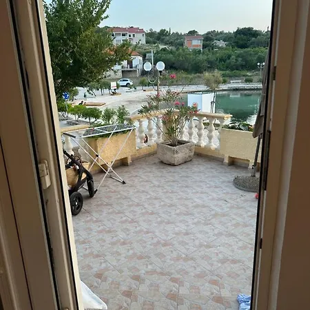 Uvala Appartement Lukoran